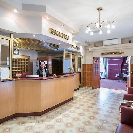 Hotel Unibus Bielsk Podlaski Dış mekan fotoğraf