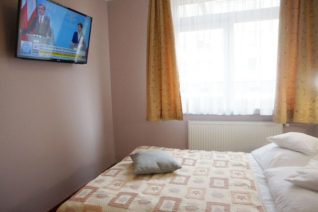 Hotel Unibus Bielsk Podlaski Dış mekan fotoğraf