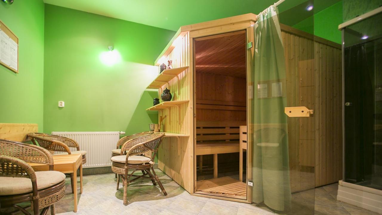 Hotel Unibus Bielsk Podlaski Dış mekan fotoğraf