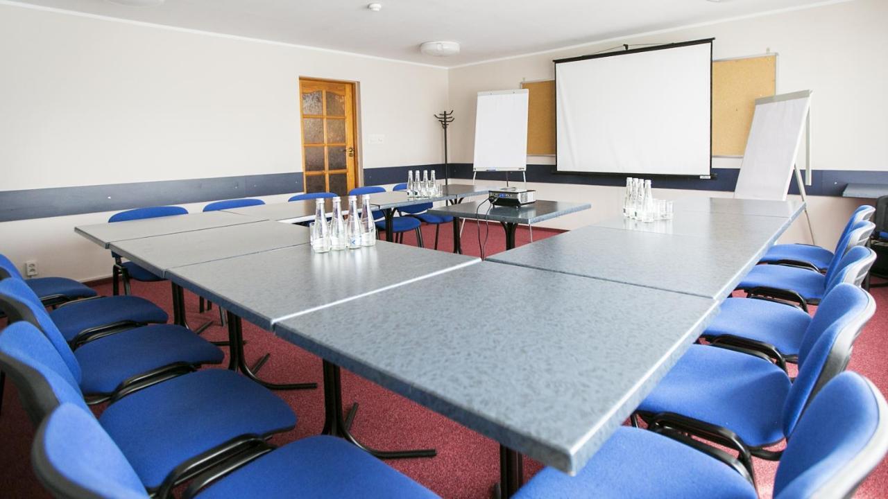 Hotel Unibus Bielsk Podlaski Dış mekan fotoğraf