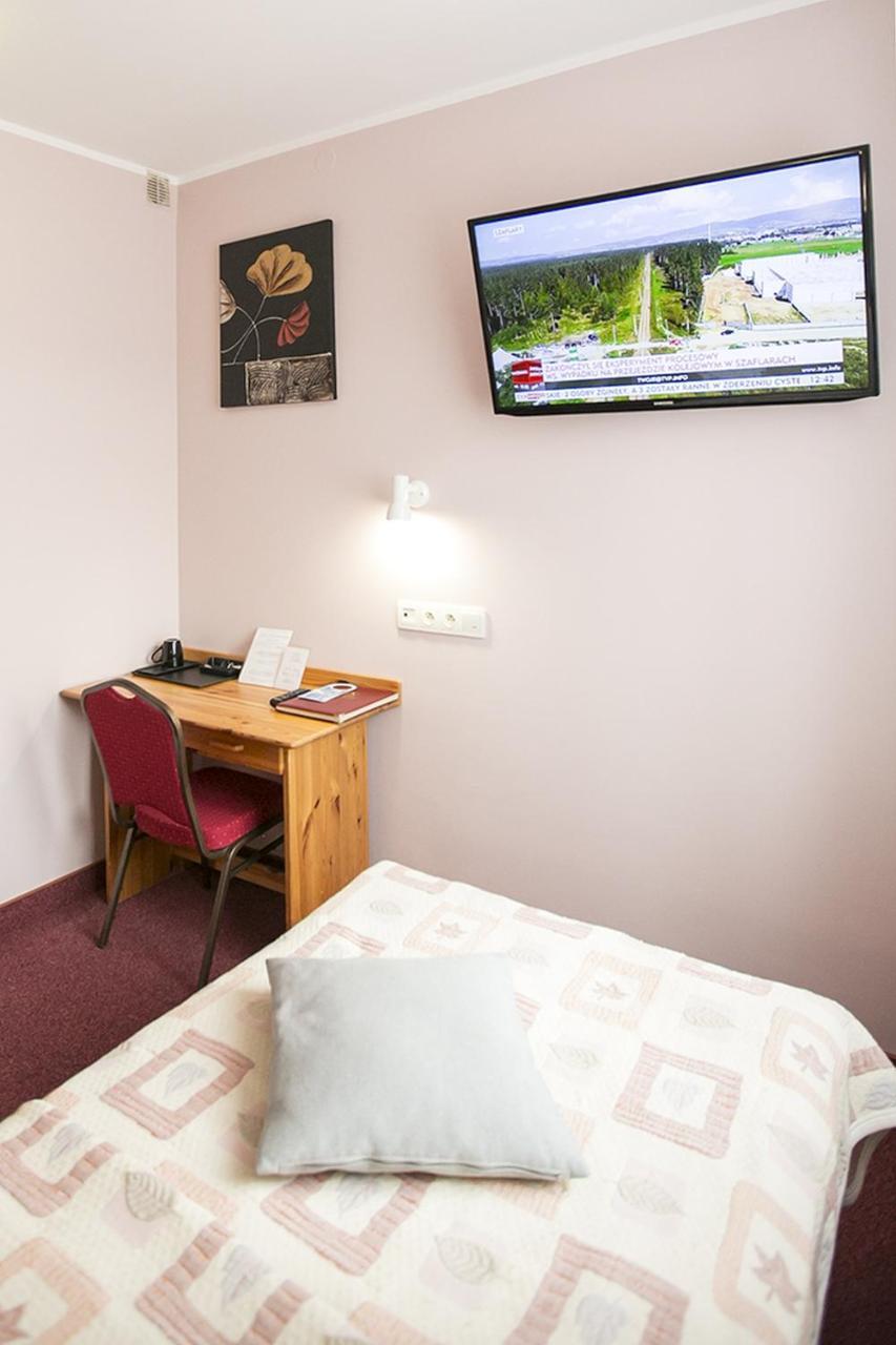 Hotel Unibus Bielsk Podlaski Dış mekan fotoğraf